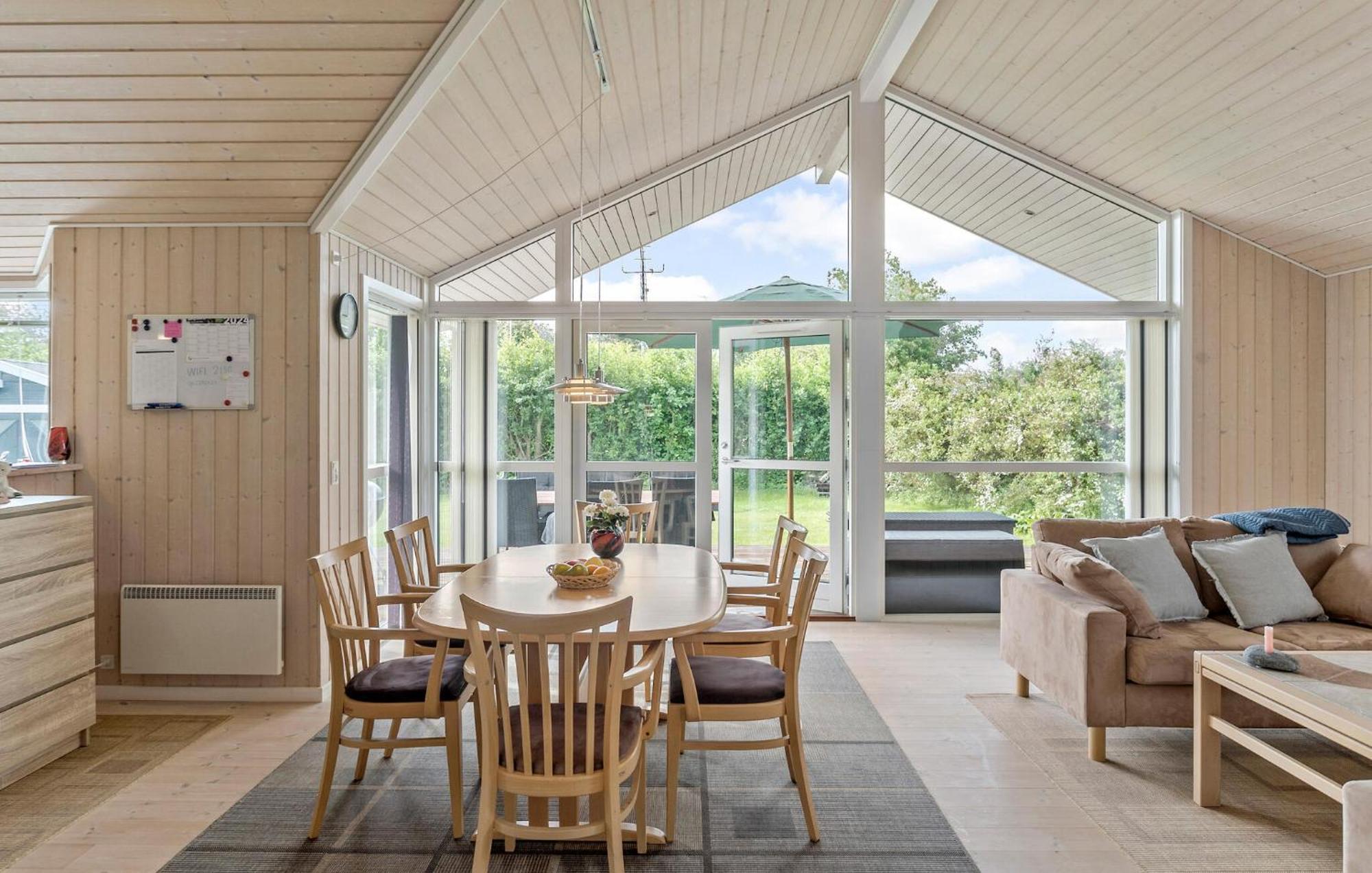 Cozy Home In Gedser With Wifi ภายนอก รูปภาพ